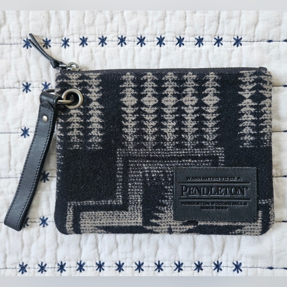 Pendleton Wristlet